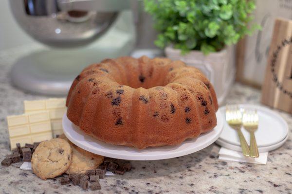 Chocoloate Chip Cookie Pound Cake