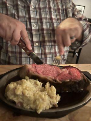 Prime rib and garlic mashed potatoes