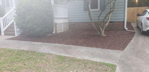 Fresh mulch makes a difference!