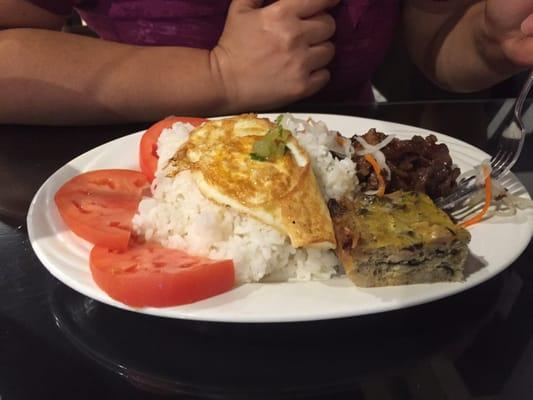 Rice platter with BBQ beef