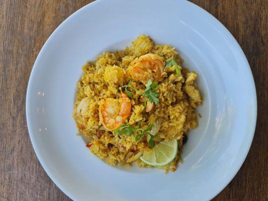 Pineapple Fried Rice with Shrimp and Chicken