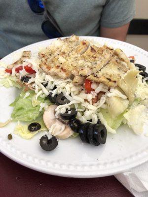 Roma salad - so yummy! Loved the artichokes and peppers. The dressing was light and refreshing!