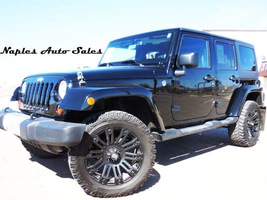 2013 Jeep Wrangler Sahara