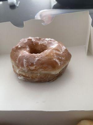 Cronut (Croissant Donut)