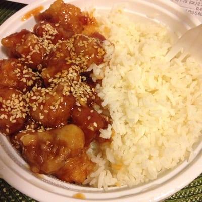 Food was great. Non spicy sesame chicken with white rice. Delish!