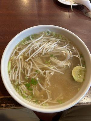 13. White Chicken Meat Rice Noodle Soup