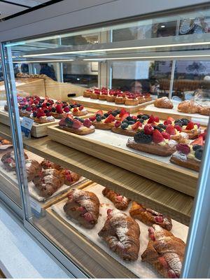 Pastry case