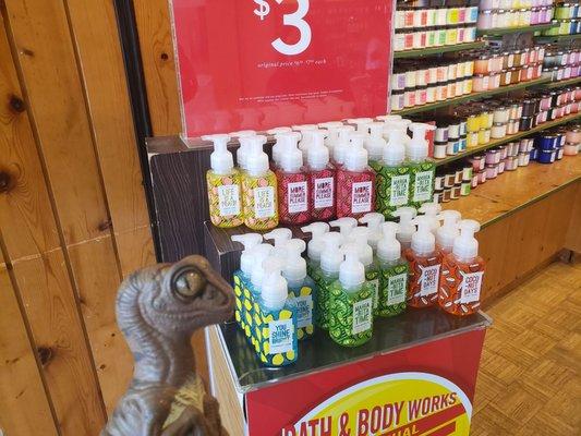 Bob the Raptor says "These mammals have a lot of soap!"