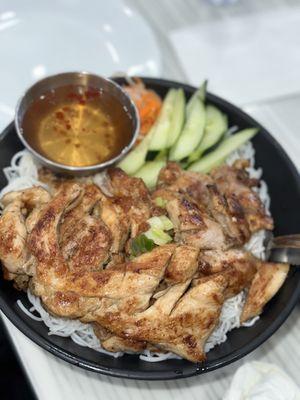 Grilled Chicken Vermicelli