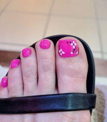 Pedicure with nail design