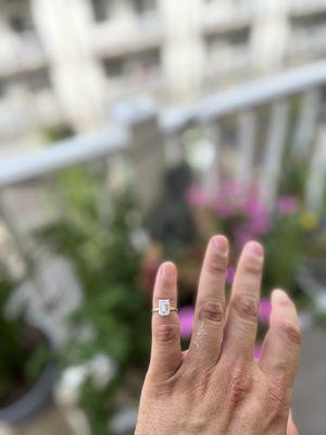 3.01  e vvs2 carat emerald cut