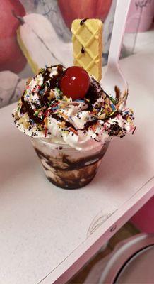 Sundae w/strawberry cheesecake ice cream $4.95