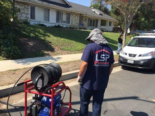 LSP -Technician Running Jetter Through Mainline 1