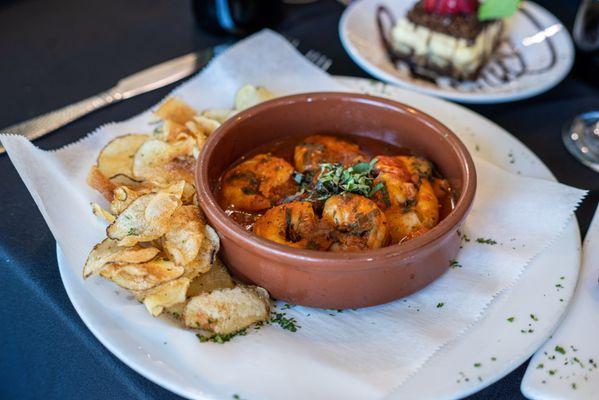 Camarones Saltados Picante

Sauteed shrimps with spicy tequila lime sauce and tomato ficasse.