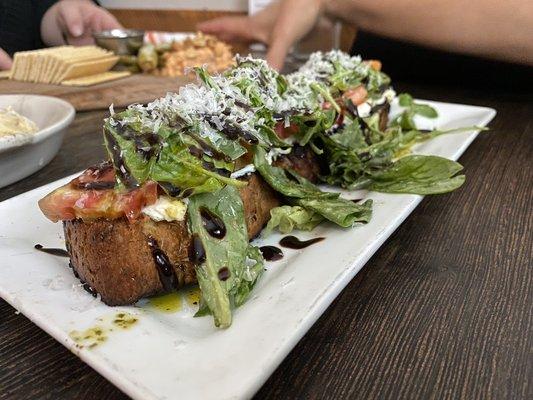 Tomato and ricotta salad