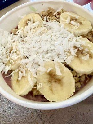 Love a good tropical açai bowl!