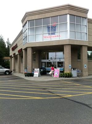 Front entrance with flowers