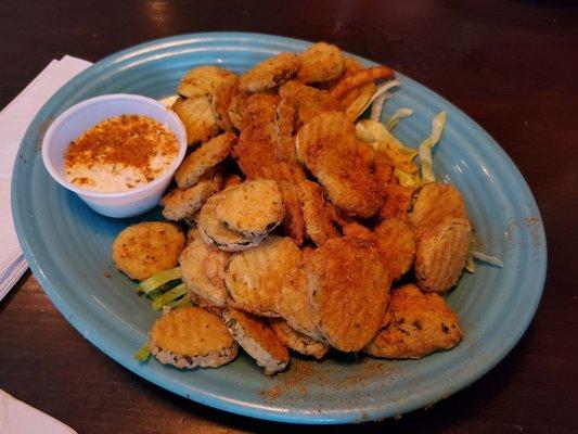 Fried pickles were ehh. The sauce wasn't that good.