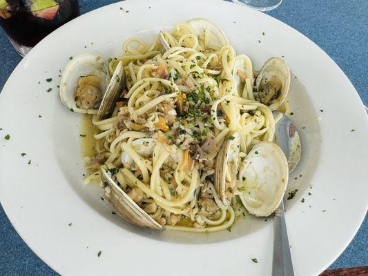 Linguine White Clam Sauce Pasta