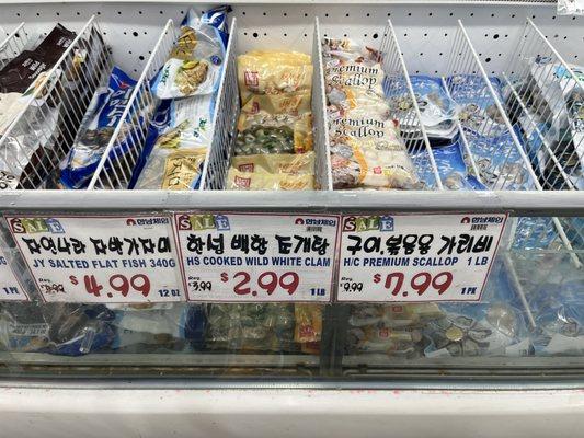 Sale seafood items