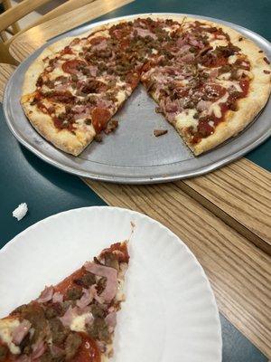 Meat pizza