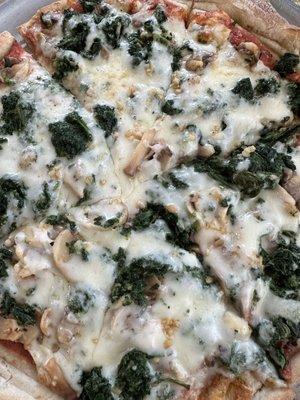 Mushroom and Spinach pizza - NY style