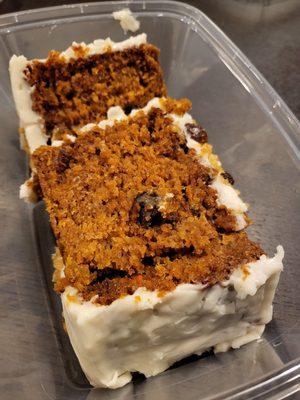 Lloyd's carrot cake