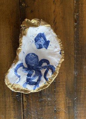 Oyster Decoupage