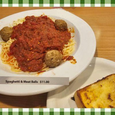 Spaghetti and Meatballs with garlic bread