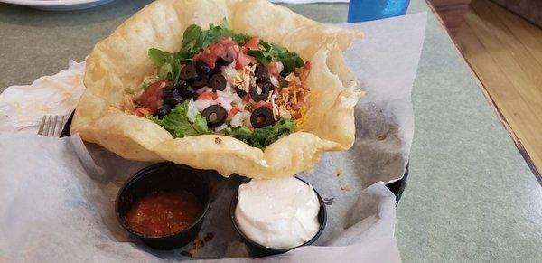 Taco Salad with shredded chicken