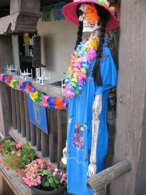 Entering the Gallery you will now be greeted by a much cooler & stylish" Day of the Dead Skeleton" in her new summer attire!!