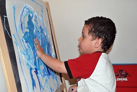 Finger Painting in Toddler Art class.