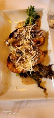 Mushroom truffle bruschetta