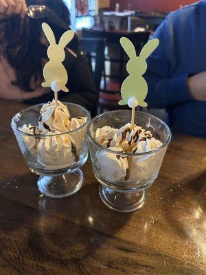 Vanilla ice cream with bunnies!!