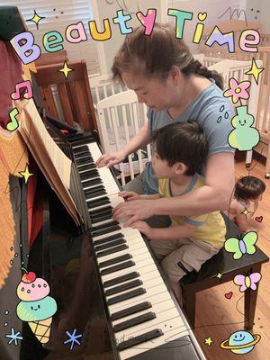 For slightly older toddlers, Joyce will offer music lessons to interested kids.