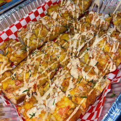 Roasted Garlic Cheesy Bread W/ Dungeness Crab