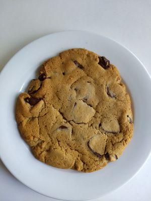 Sesame chocolate chip cookie