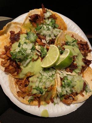 5 de pastor, best tacos!