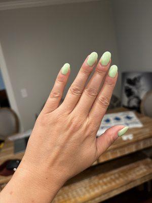 Dip mani in mint green