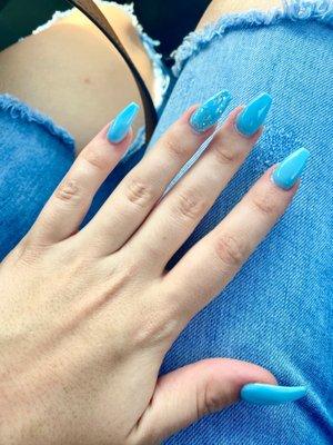 ASK FOR SASHAE!!  $55 set. Gel nails. Milky Blue.