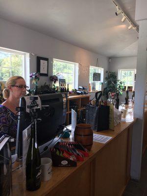 Wine tasting at Glacier Peaks Winery, Rockport, Wa. Great wines, excellent desert wines- try the apple pie and raspberry really good.