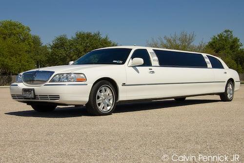 Best Houston Limousine Service, Top rated limo service Sugar Land, Pearland, Katy & Houston. Affordable Wedding limo service provider