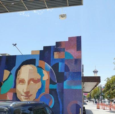 Northern end of Arts District, a mural of Mona Lisa greets you on S Main St.