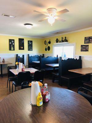 Bob's Cafe Dining Area