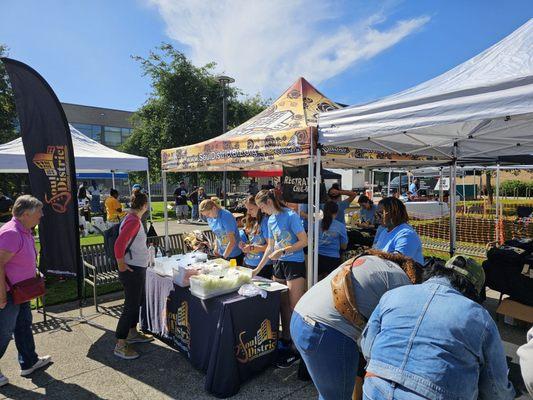 Registration and Packet Pick-up