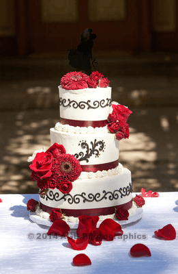 Neapolitan cake with non-dairy cream