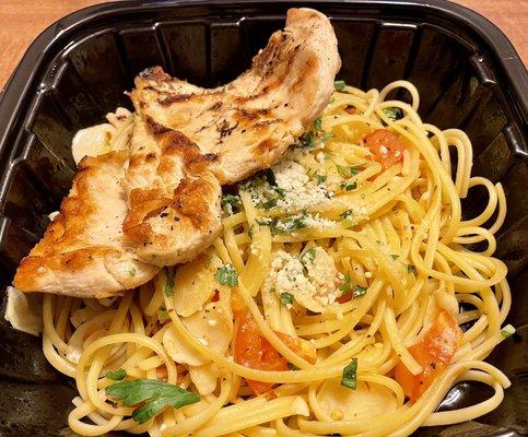 Differently angled: My Garlic & Olive Oil Pasta with side chicken