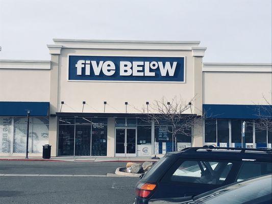 Five Below by the Summit Theatres