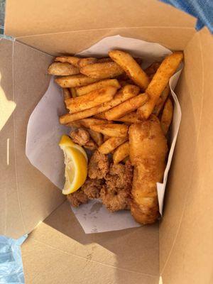 Sturgeon basket with prawns