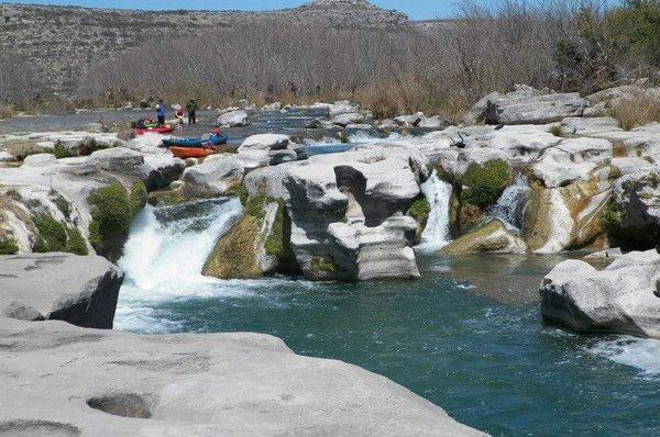 Dolan Falls portage